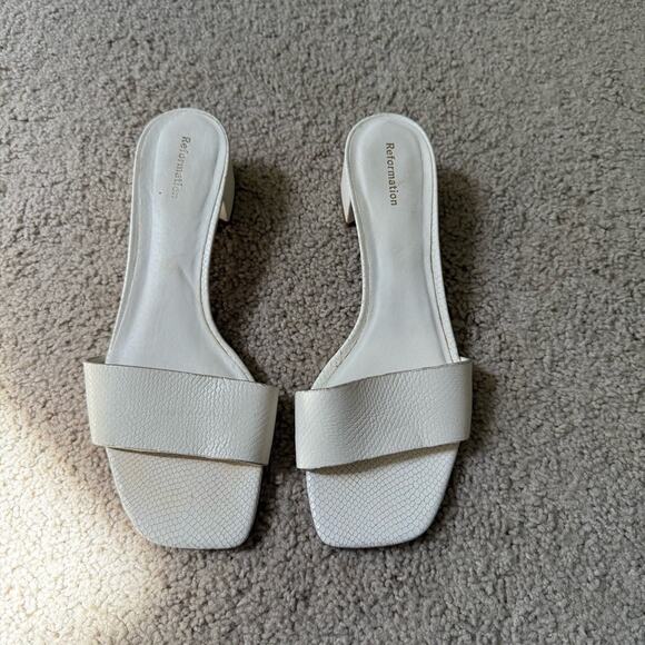 Reformation Mandy Leather Slide Size 7 - Picture 2 of 5